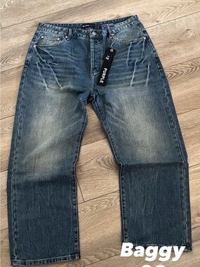 Relaxed Baggy Jeans in Faded Blue - Purple